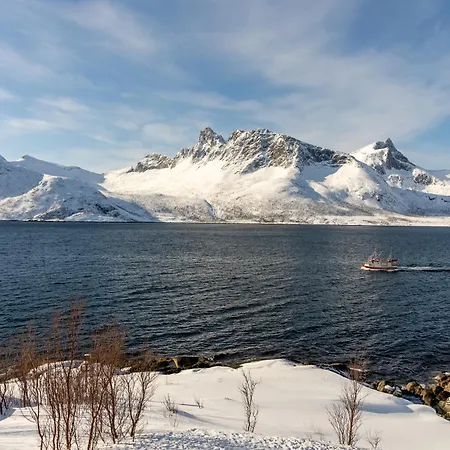 Storm Senja Living - Bernt Berntsen * Tofta
